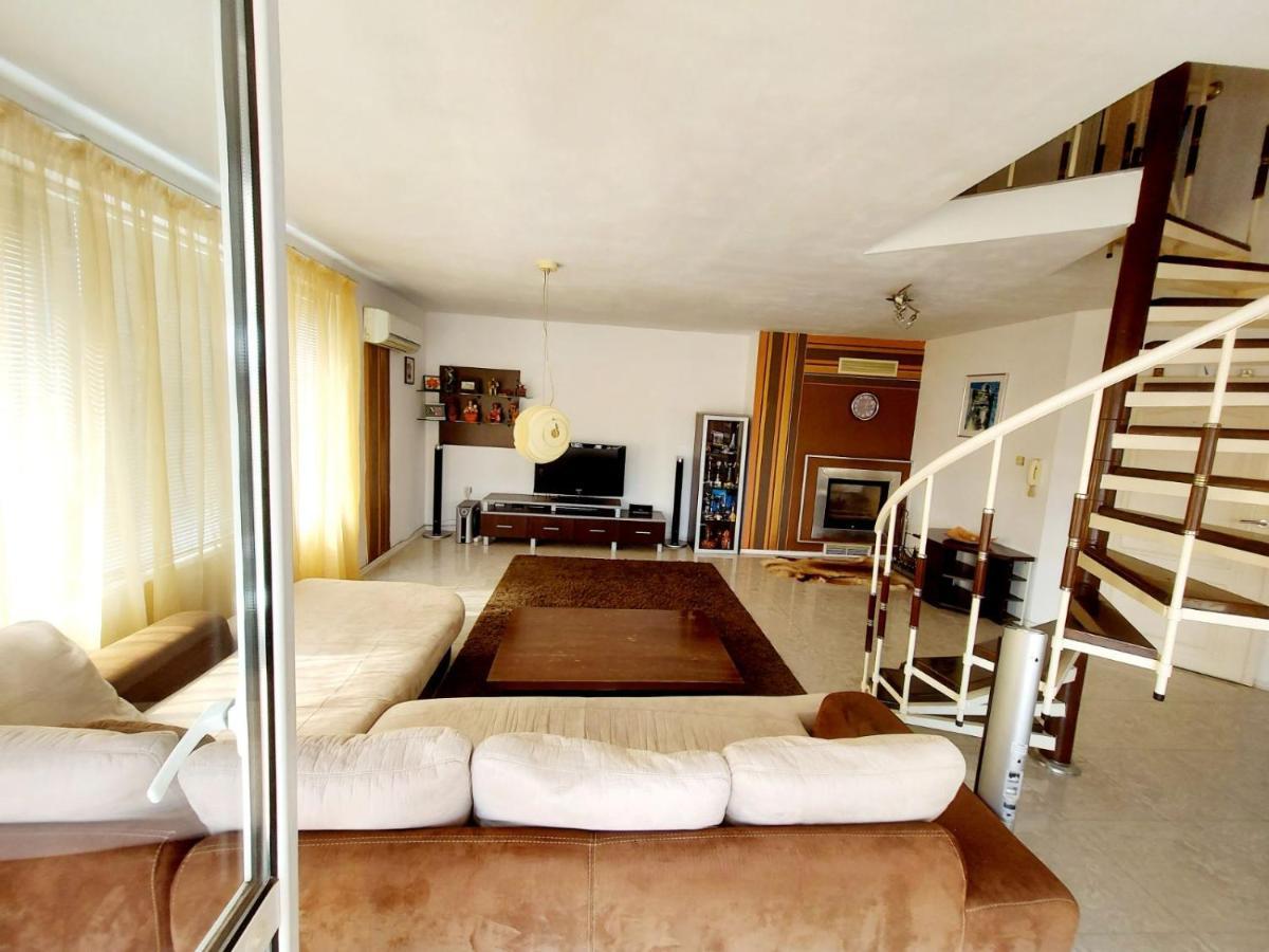 Comfort Flat Бургас Экстерьер фото